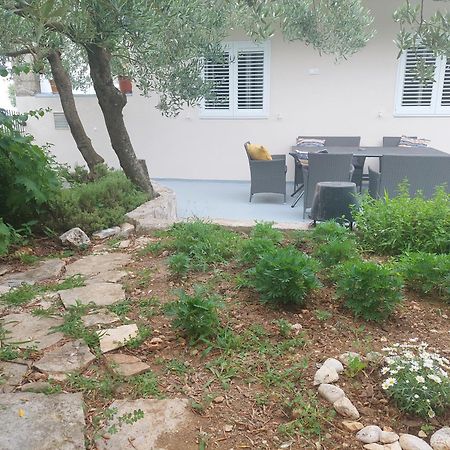 Apartman Igor Podgora Exterior photo