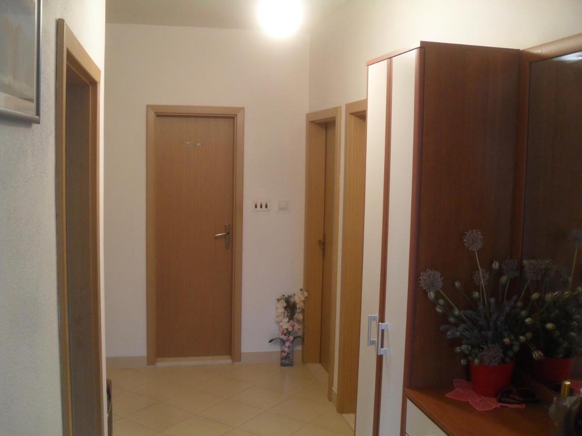 Apartman Igor Podgora Exterior photo